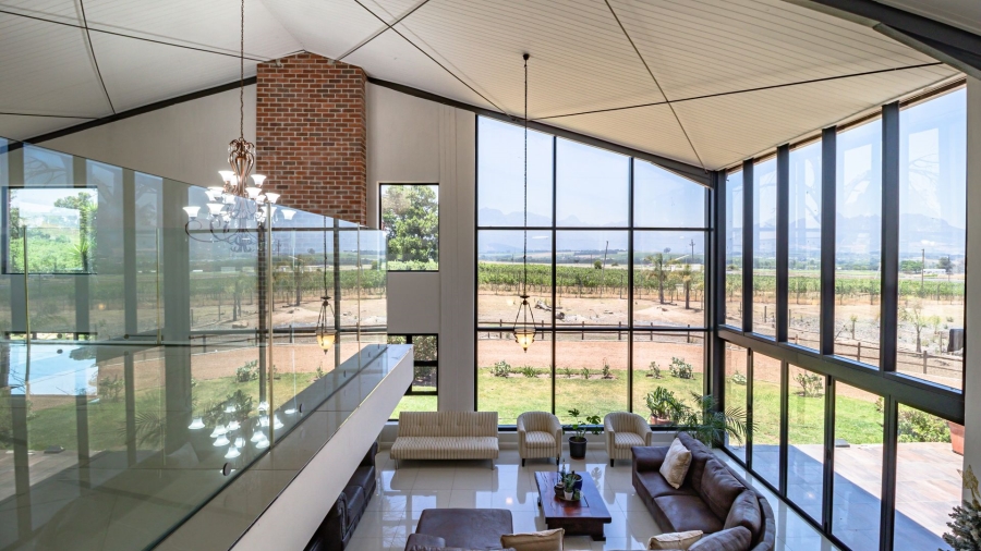 6 Bedroom Property for Sale in Stellenbosch Farms Western Cape